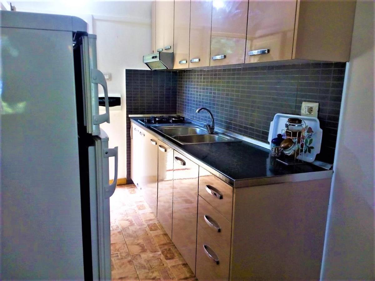 Ramo'S Green Beachside Retreat - Cozy 2 Bedroom Home Vlorë Eksteriør bilde
